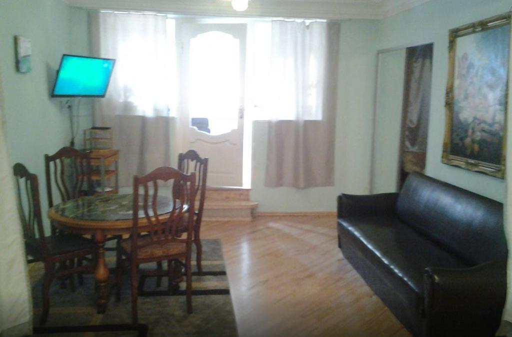 Evrika Apartments On Rustaveli Avenue 트빌리시 외부 사진